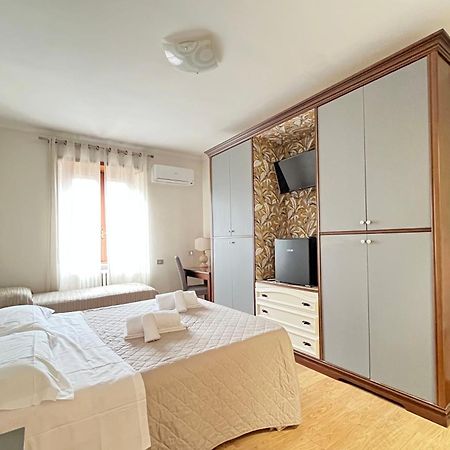 Antico Platano Bed and Breakfast Rom Exteriör bild